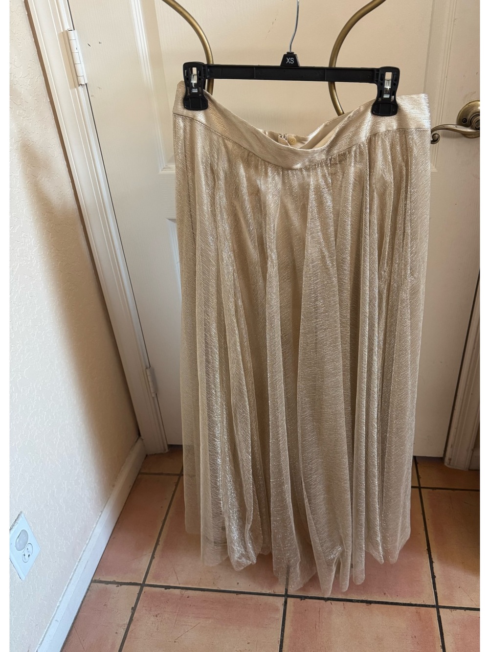 A•K•I•R•S Elegant Metallic Cream Maxi Skirt